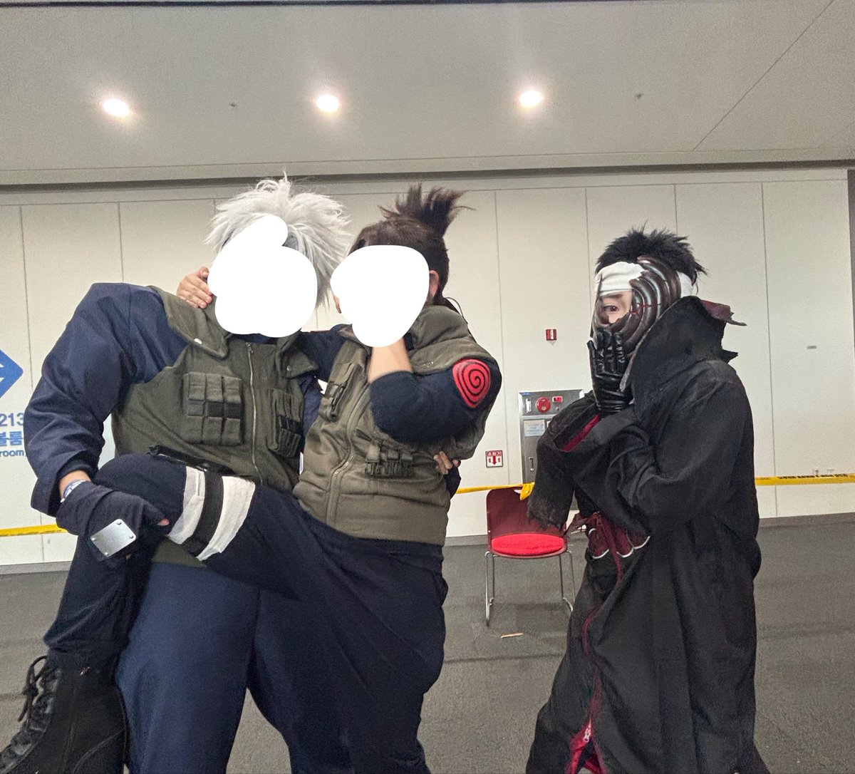 kjhangang's tweet photo. 넘 좋아서 눈썹 휜 수준봐 https://t.co/sXsTpHB7js