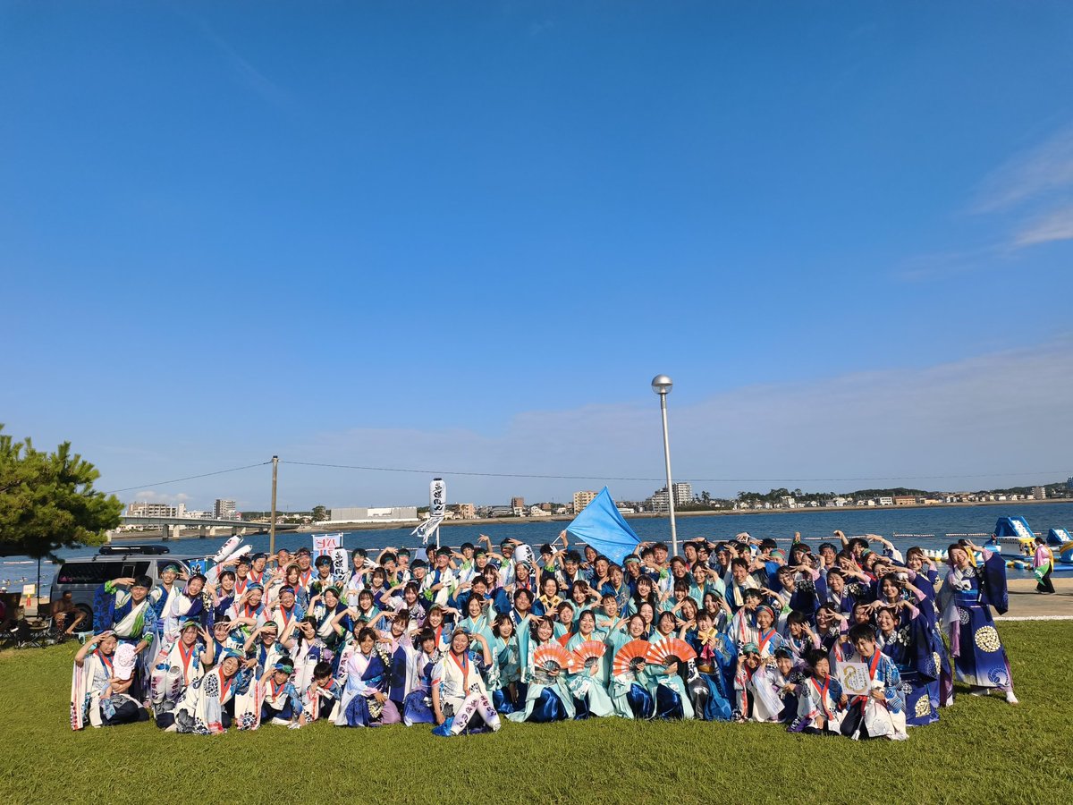 mugenkajipitwu's tweet photo. 第六回マリンパークフェスで大賞をいただきました。
みなさんありがとうございます！また来年もぜひよろしくお願いします！！🌊

表彰、賞状、そして今回一緒に受賞した咲くやこの花 @Sakuhana4351  さんと記念写真！！！！

楽しかったー！！！ https://t.co/GmmFhZX9Ln