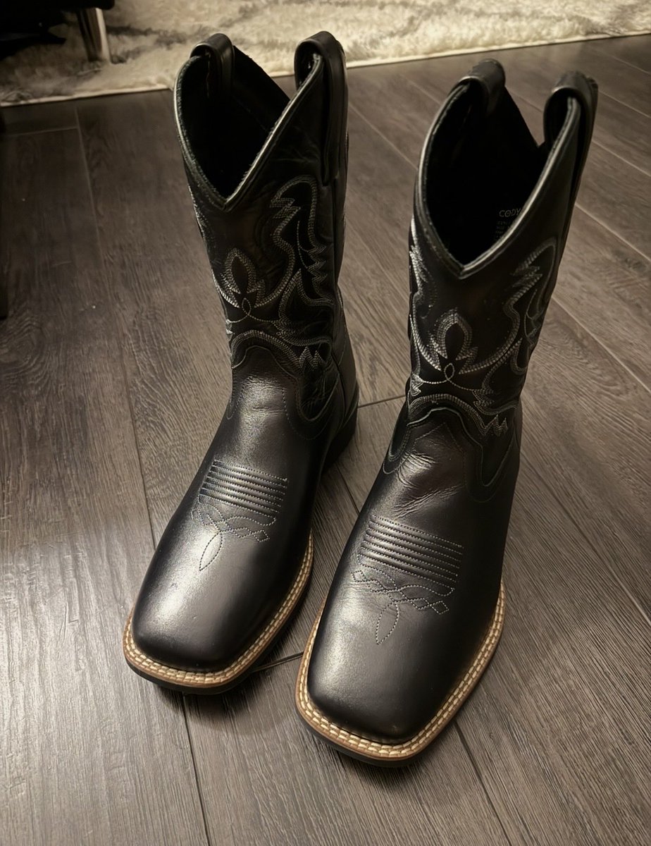 bootfan012's tweet photo. New Cody James square toes. Love em so far https://t.co/6sjfJ9aDnA
