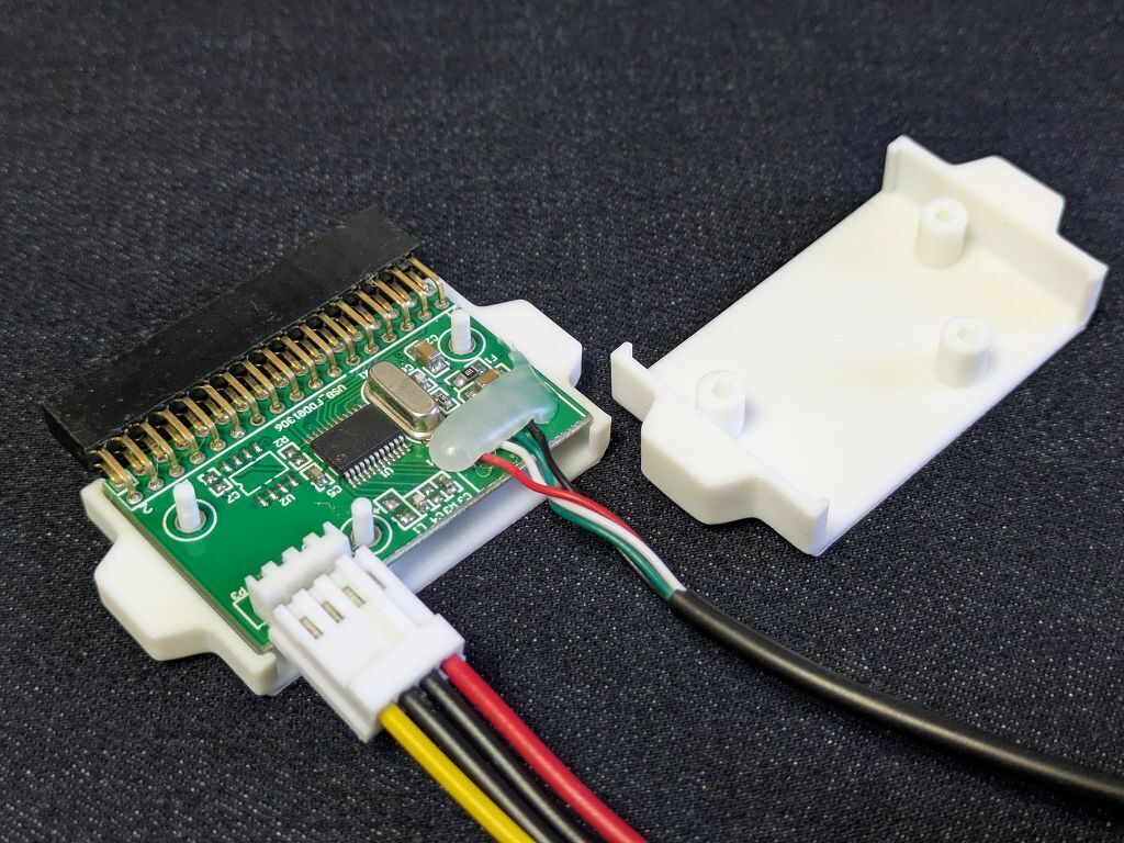 samosenprod's tweet photo. 弊店いちのニッチ商品の宣伝です。
内蔵用FDDをUSB外付け化する、USB_FDD@1306専用のカバーを販売しております！
これさえあれば、指を痛めずに何度もアダプターを抜き差しし放題です！
#自作PC #PCパーツ #ジャンカー https://t.co/vzVbRTO5ik