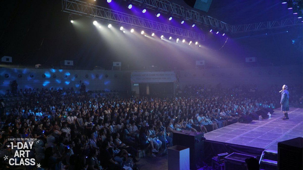 officialsbtown's tweet photo. We’re still taking it all in. 🥹💙

Thank you for showing up, for staying, and for giving so much love to ILHOON.

This night meant more than words can say—not just for him, but for everyone who was there.

#ILHOON
#ILHOON_in_Manila
#SBTOWN https://t.co/snnQ4e9LK8
