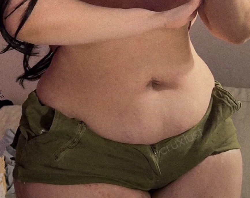 ryloken68's tweet photo. I’m telling yall rn that this is one of the hottest things to ever exist on a girl https://t.co/xc8BMU6pQG
