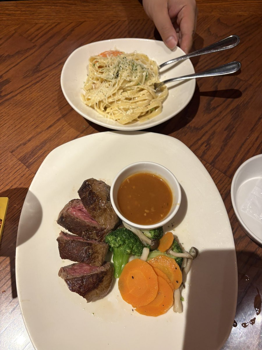 Very_Chevy's tweet photo. いっぱいおいしいの食べた！すぱさんご紹介ありがとう https://t.co/F7ER0Tyztb