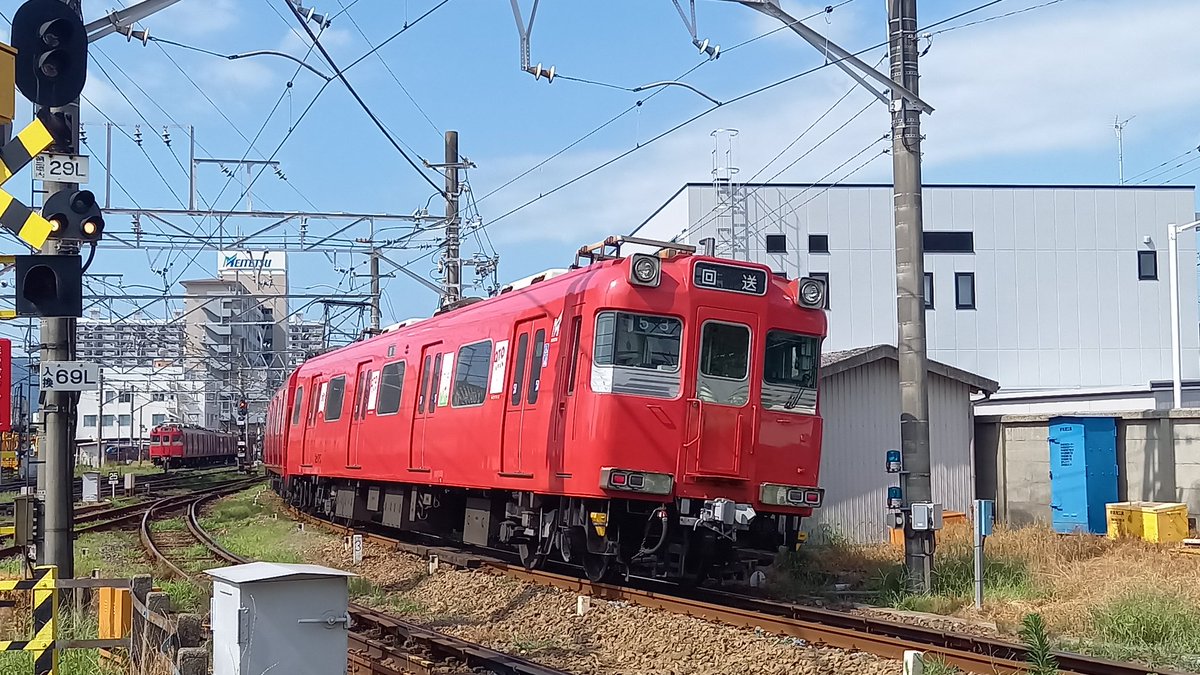 gitetsubito's tweet photo. 犬山線来たらなんか人身で遅れてるし、200系来るし、3701f来るしなんなんや今日 https://t.co/mXQZoDRpGj