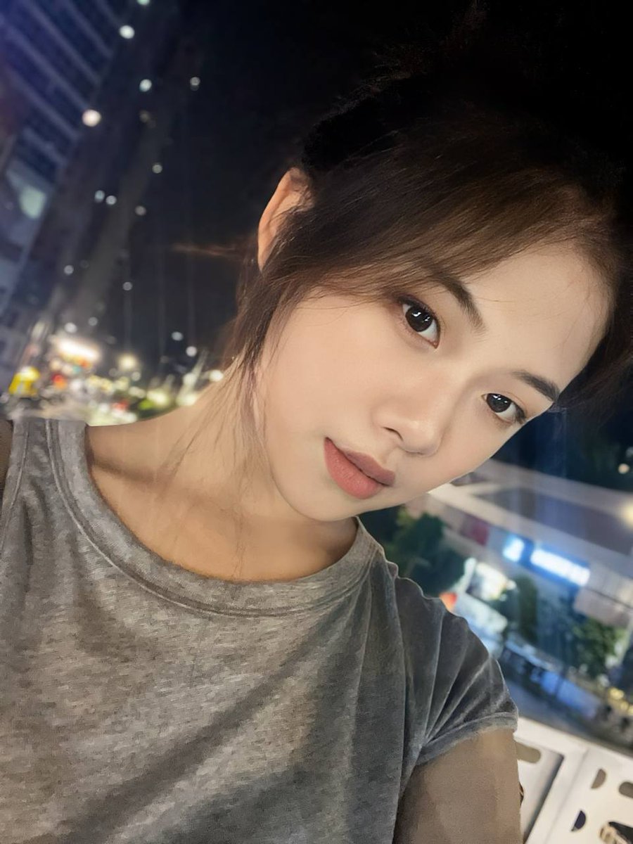 Dim_Abol's tweet photo. 明天又是另一天了呢，我对你的喜欢比今天又多了一点。

沈阳

❤动➡️❌：@choibaby333（截图界面或转发帖子快速通过）

#沈阳 https://t.co/kjjWg3pNFF