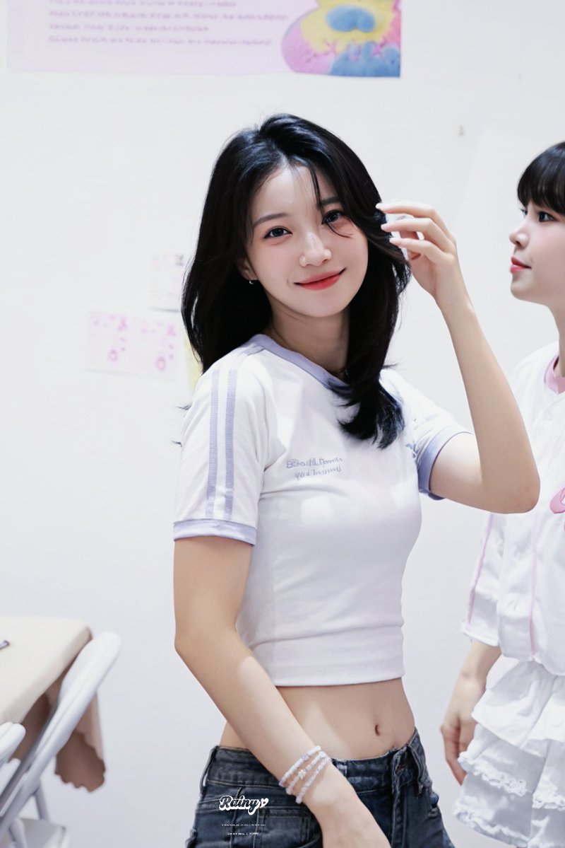 Rainyb_Yubin's tweet photo. 260718 유빈 

#오마이걸 #OHMYGIRL #유빈 #Yubin https://t.co/SGcT4acfVh