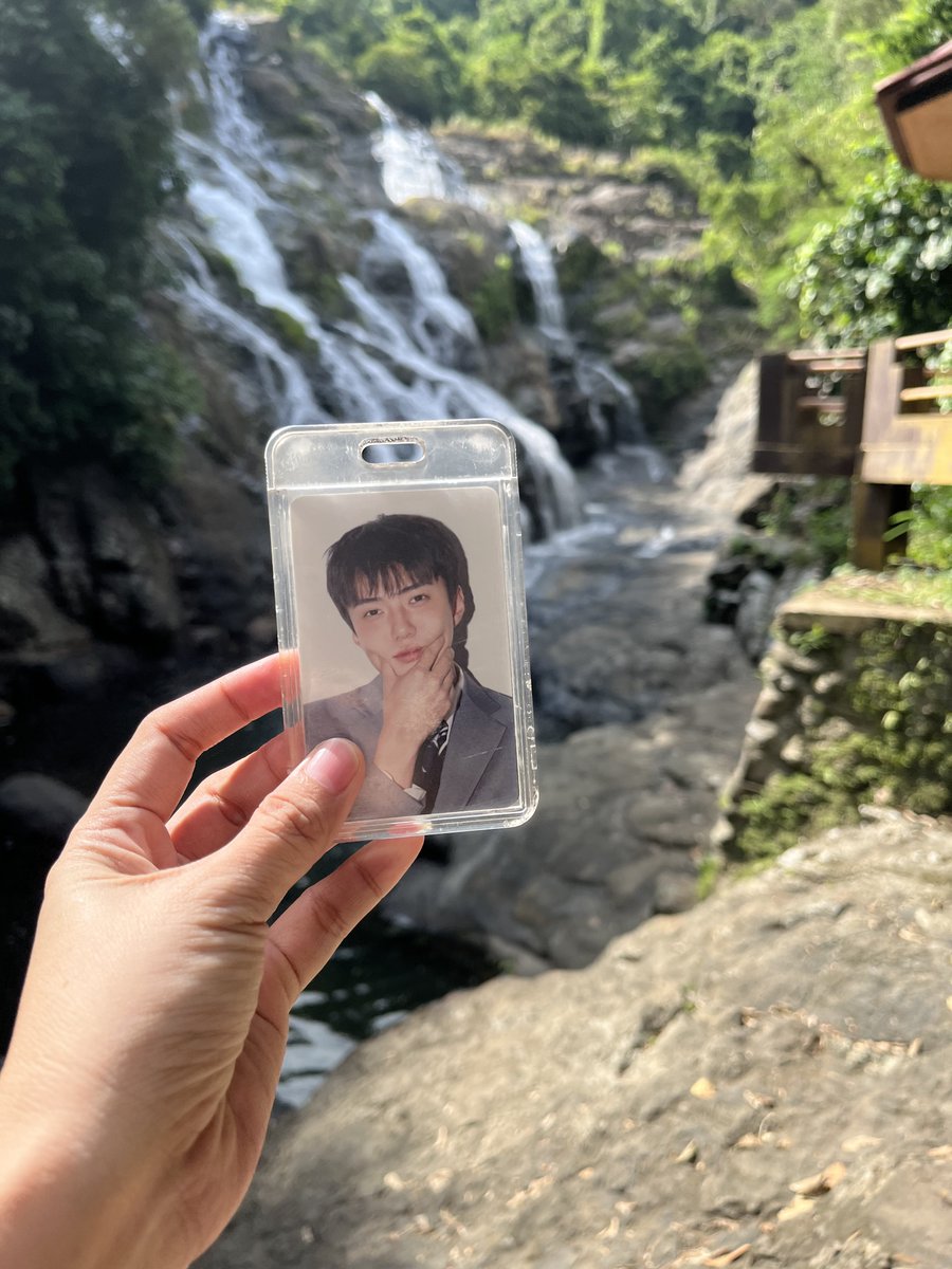 Ctinny27's tweet photo. Gumala nanaman si Sehun 😹 https://t.co/0T3J8H23OG