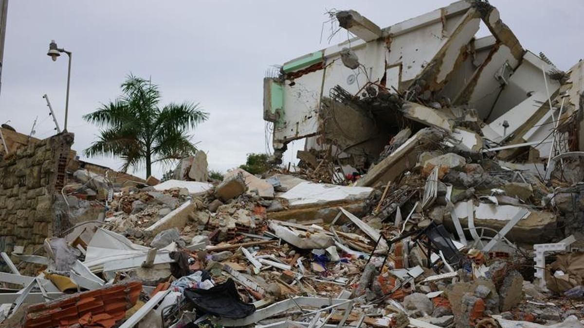 cnnturk's tweet photo. Venezuela'da can kaybı 5 bini aştı https://t.co/CPeUaOQnf8 https://t.co/ru9iq1Csf1