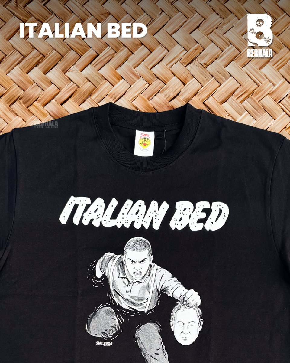 Berhalamerch's tweet photo. Italian Bed - The Threat | T-shirt Black
(Free Sticker)

Official Merchandise | 1312% Original Merchandise
Brand New | Limited Stock
Heavy Cotton 20s, HQ Plastisol Ink

The available sizes are in centimeters (LxP):
S (47x69)
M (51x72)
L (54x75)
XL (58x78)
XXL (61x81)

IDR 189.000 https://t.co/3ayMxlgjd8
