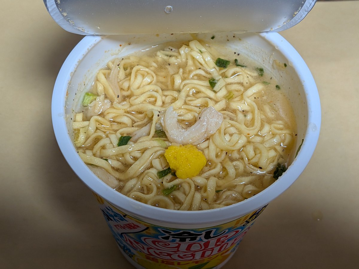 murap3104's tweet photo. スーパーで見つけたので購入
冷水をかけるだけで流水麺よりお手軽
レモンでさっぱりと暑い日には最高！

#冷しカップヌードル https://t.co/W5s7J1AOsM