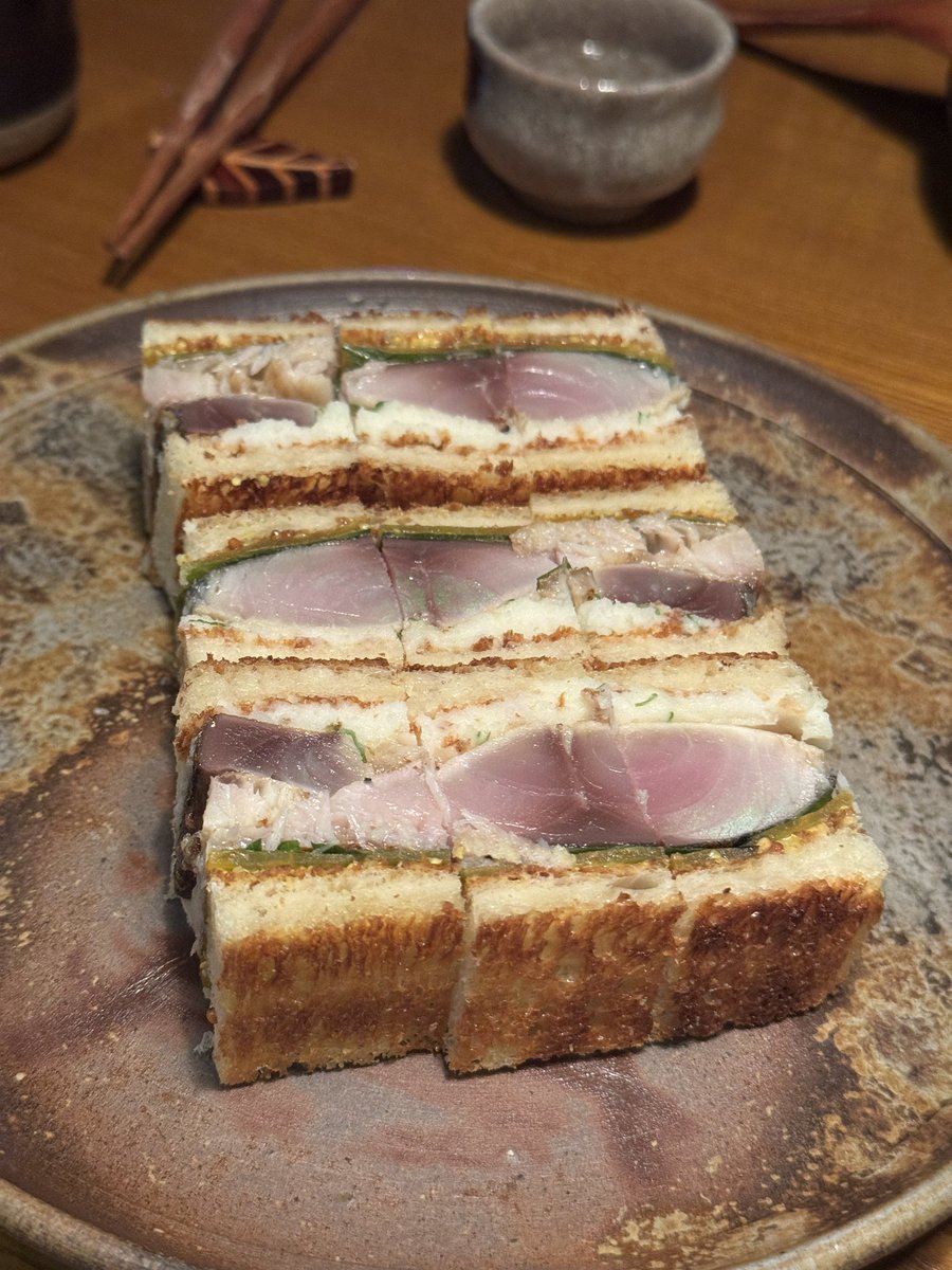 E__persona's tweet photo. 미쳤어 너무 맛있음 신사오면 딴데 말고 여기 꼭 가세요 https://t.co/qDjzSAwMmm