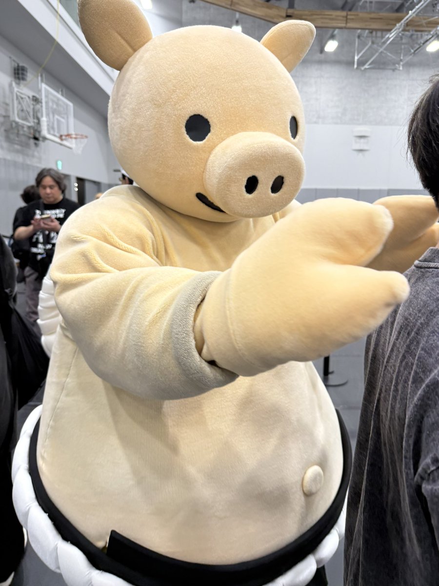 tomoko_314's tweet photo. 🐷 https://t.co/HlpaiYmzba