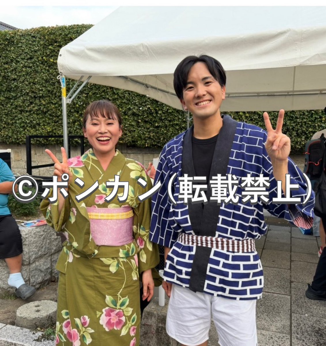 s93nf8v_h39d's tweet photo. 徳山夏まつり会場にて、ステージ会場の司会のKRYアナウンサーの田中泰平さんと、パーソナリティーの青木京子さん。
写真ありがとうございました🙇♂️
#徳山夏まつり
#田中泰平
#青木京子
#KRY https://t.co/oAex3zokdk