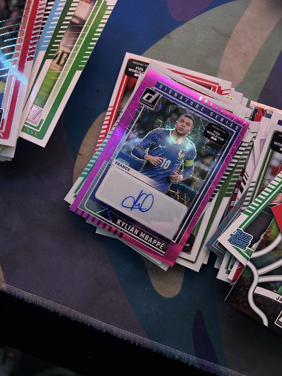 Early20_Rager's tweet photo. @5Royalman Sweet gotta question on what to do with this card. Ive only bought one donruss blaster and i pulled this. Should i grade it? Should i keep it raw? https://t.co/FC7Fyew048