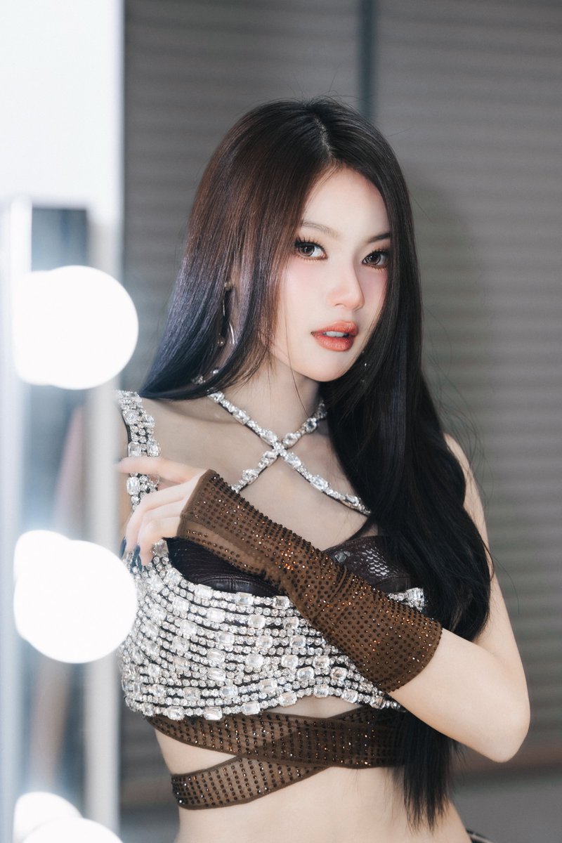 PIXXIEofficial_'s tweet photo. 𓈒 ˖ ࣪ 𝜗𝜚 ׅ ۫  𝑀𝑎𝑏𝑒𝑙𝑧 𝑃𝑖𝑋𝑋𝑖𝐸 ⋄ 𓍯

#PiXXiE
#Mabelz_PiXXiE 
#TENCORE0110Concert
#TENCORE0110Concert_Day2 https://t.co/gpNeWyLmRF