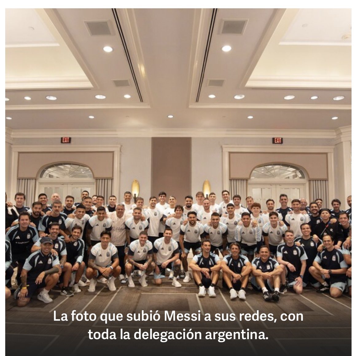 CarlosMaslaton's tweet photo. Gracias Selección, orgullo nacional. Faltan solo 12 horas. https://t.co/cHbzEi3S4L