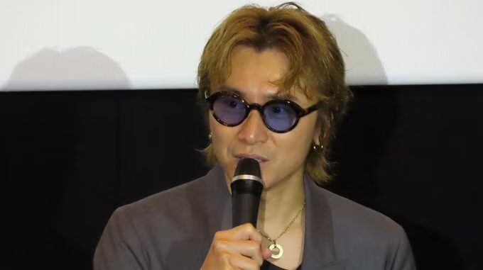 TBS_geino's tweet photo. 安田章大

ダブル主演・のんの関西弁は
「愛らしさが出ている」と絶賛

お気に入りセリフは「アカン」

⬇️記事はこちら📝
https://t.co/YZZovUf8f0 

#安田章大 #のん #小林聖太郎監督 #平行と垂直 https://t.co/nFSctsDv3L