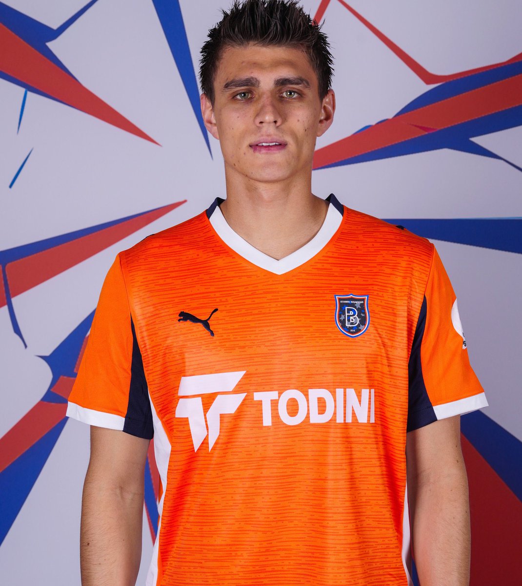 YeniSport16's tweet photo. 🔥Kazımcan Karataş'ı kiralık olarak kadrosuna katmak isteyen birçok kulüp var:

Piyasa değeri: 2.0m€     Boy: 1.82m     Kilo: 74 
Mevki: Sol Bek                           Maaş:13m₺
Doğum tarihi: 16.01.2003 (23)
Doğum yeri: İzmir, Türkiye
Sol Ayak                  Sözleşme: Haziran 2027 
(@CanteraEmre)