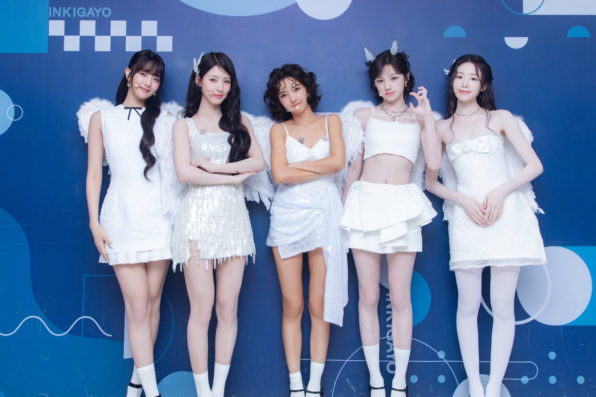 w923n511's tweet photo. 羽根ついてる˙˚ʚ　ɞ˚˙ https://t.co/RfVcSRnFvu