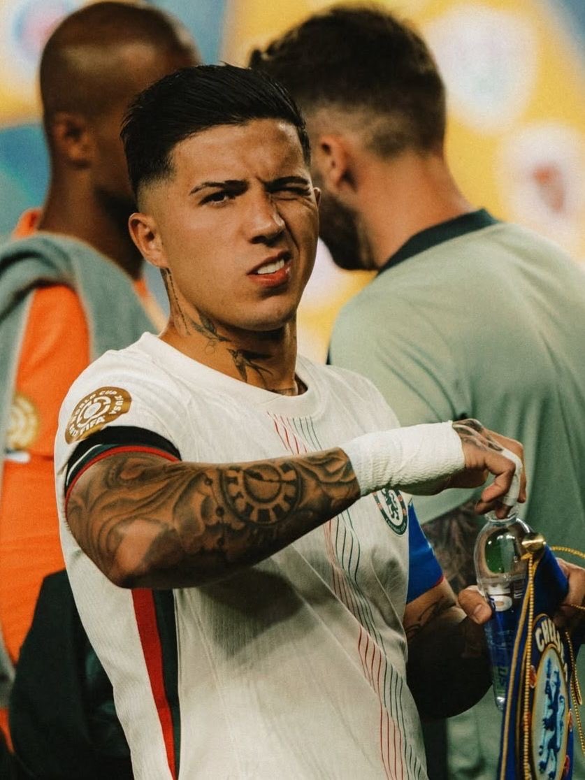 theo 🇦🇷 tweet media