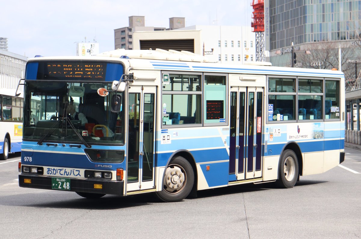 uchinodai61's tweet photo. 岡山電気軌道　岡山200か248　2025年3月　岡山駅前 https://t.co/23A3qj0nkx