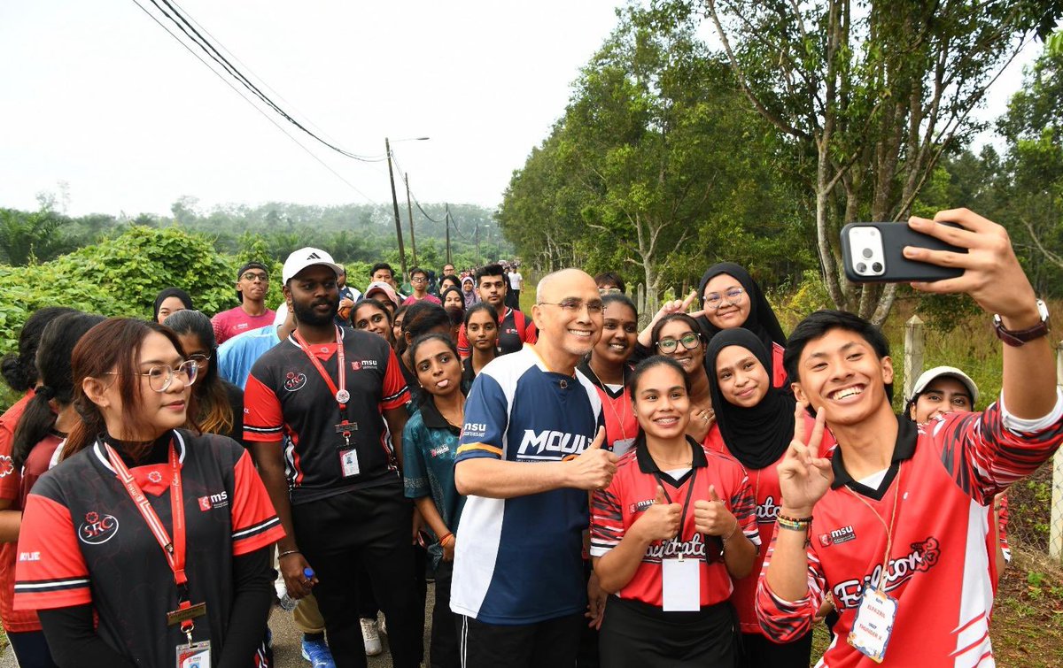 MohdShukriYajid tweet picture