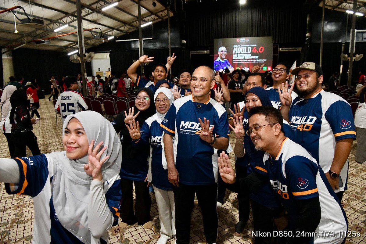 MohdShukriYajid tweet picture