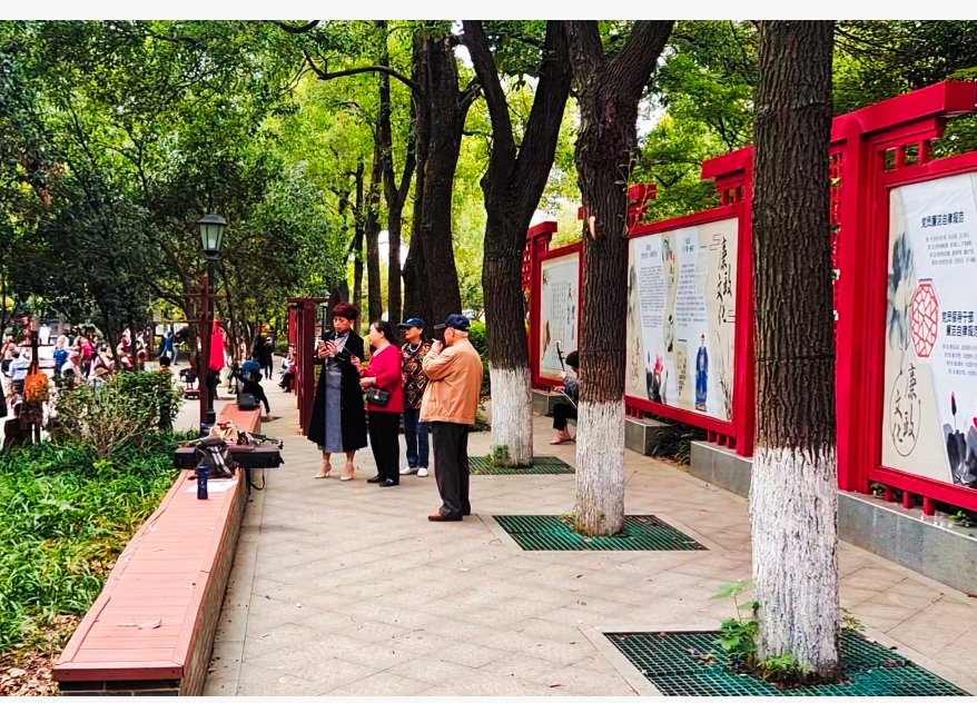 ELucas65115's tweet photo. Join our neighborhood park clean-up this Saturday 9am! Meet at the main pavilion—bring gloves u0026 snacks, let’s make our green space shine together. https://t.co/U9ZuDTkYpO