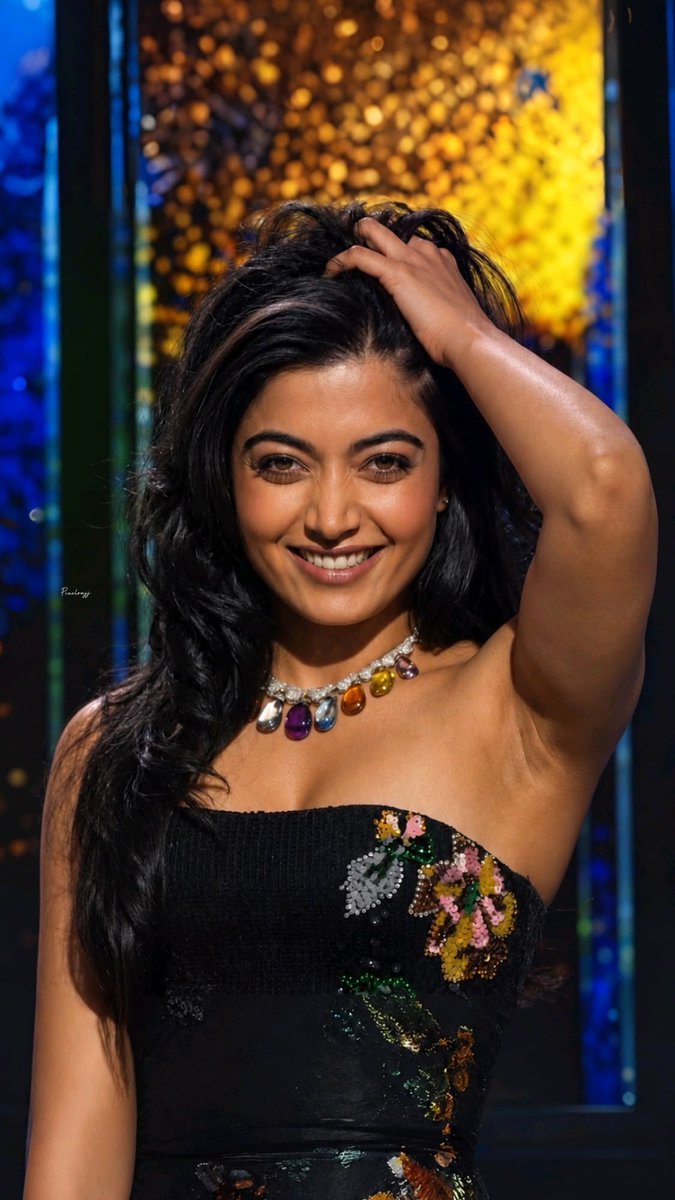 avantika tweet media