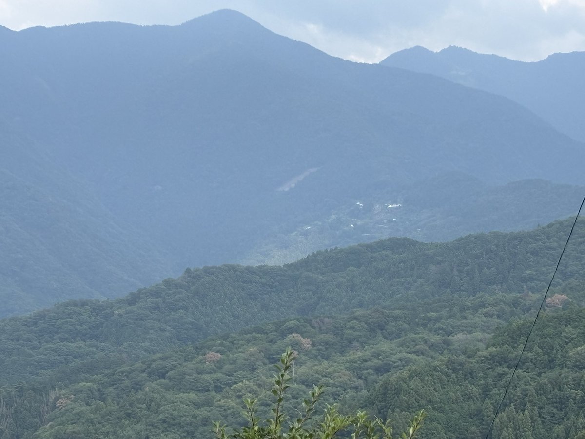 jintapontan's tweet photo. 徳島に来てるけど、山ばっかりやゎ〜 https://t.co/Yx23EUwBWy