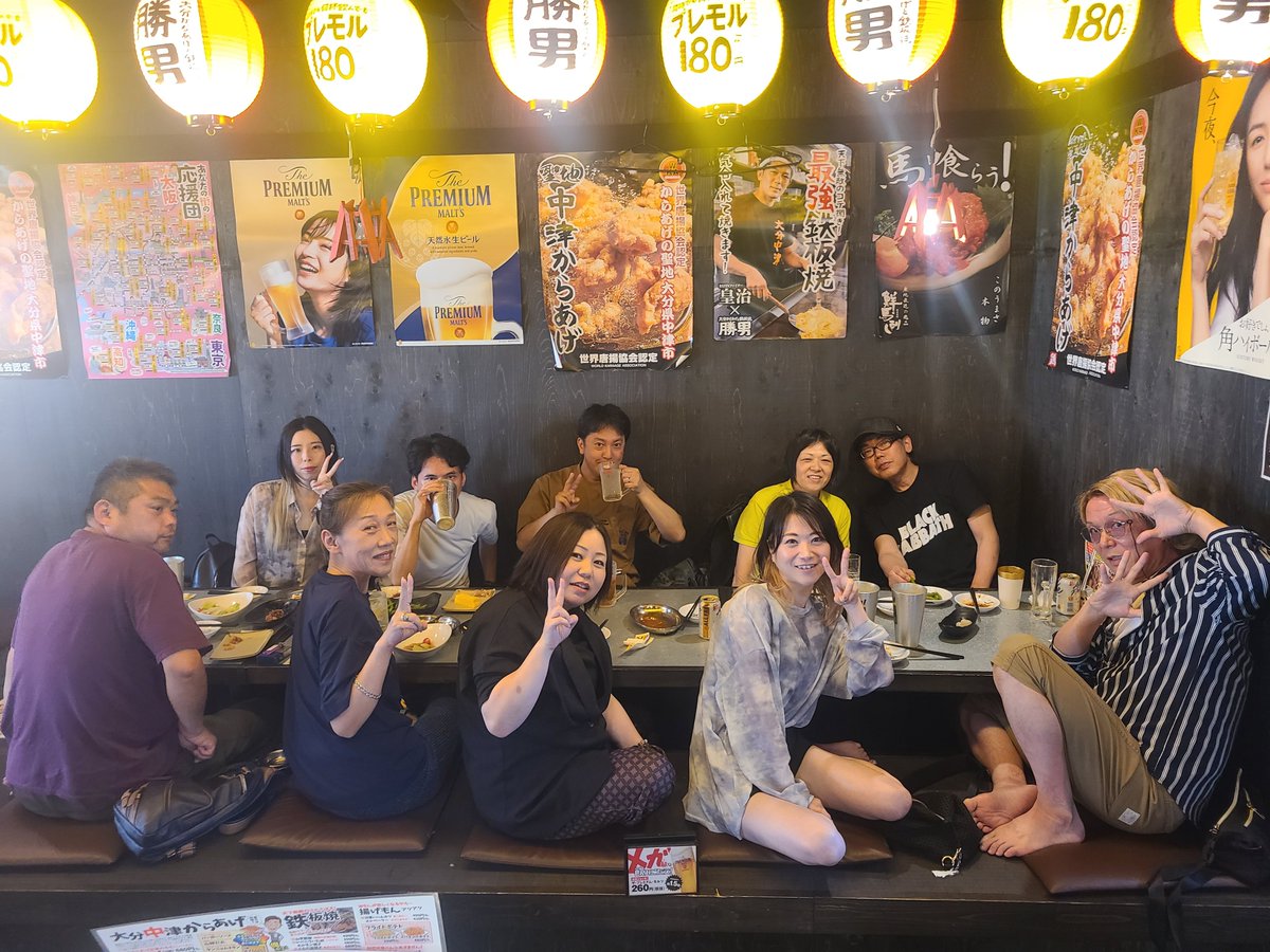 TRUSH_rico's tweet photo. 打ち上げる
#TRUSH &amp; #DSD https://t.co/R9Z5De4EJx