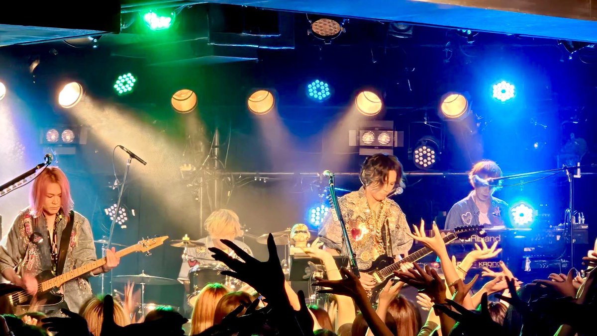 rice_hiro's tweet photo. JAKIGANさん名古屋公演、お疲れ様でした！！
約2年ぶりでしたが、序盤から上がるセトリ&amp;お客さんの盛り上がりのおかげでとても楽しいステージでした！

MCの感じも懐かしかったね♪

来週の大阪も楽しみましょ〜！！ https://t.co/asSt4VZmMZ