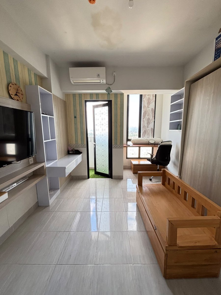 an_cenora's tweet photo. halo warga temcy 🙌 yang masih bingung cari tempat singgah atau kos bisa ni, aku ada apartemen alton deket bnget sm muladi dan 📍cuma 5 menit kekampus. 
for more detail boleh tanya tanya https://t.co/7kid3LziO2