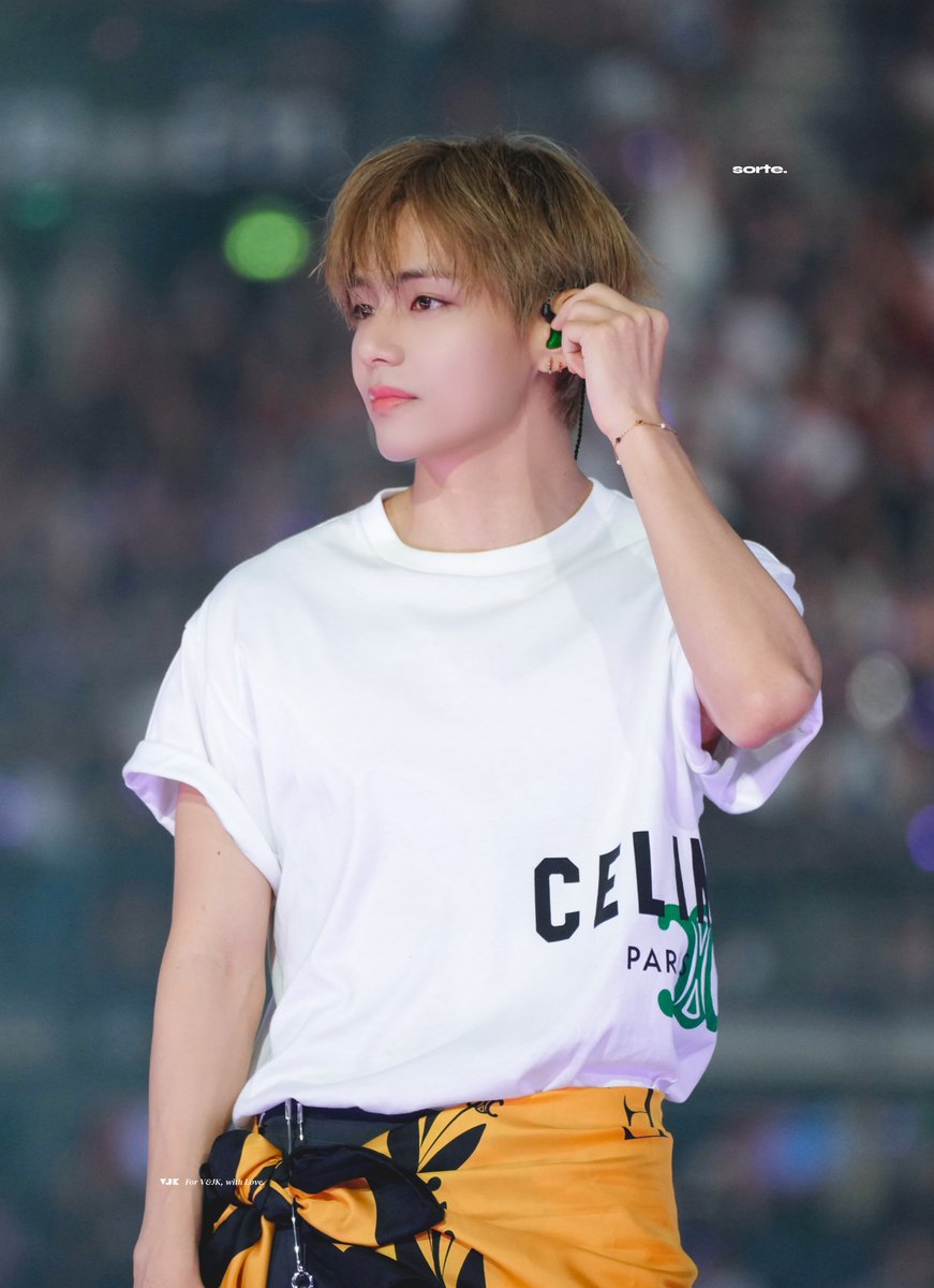 yangyangtaetae's tweet photo. 아니 진짜 데뷔 14년 차에도 어떻게 이렇게까지 청초하고 청아한 미남일 수가 있냐고 https://t.co/mtJWJLKLM1