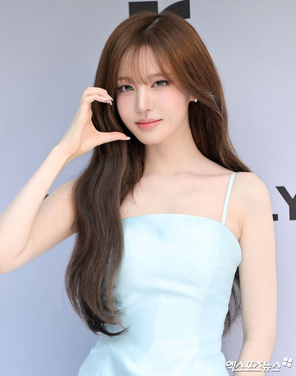 A_A77_Official's tweet photo. @tonymoly_x TONYMOLY LIZ 🐱🪽

#리즈 #LIZ #リズ #아이브 #IVE #tonymoly https://t.co/M2D4AbjIIX