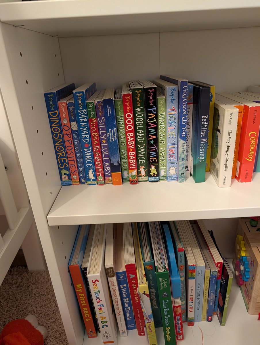 Timeless_Swftie's tweet photo. Our family loves a good @SandyBoynton book! https://t.co/273Yb3Lz5U