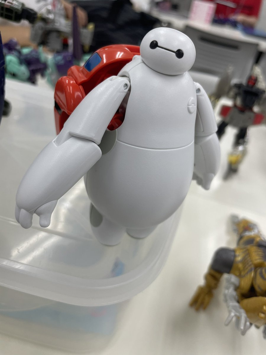 ディズニーで現行で売ってるベイマックス、出来良すぎてマジ狂い。今度