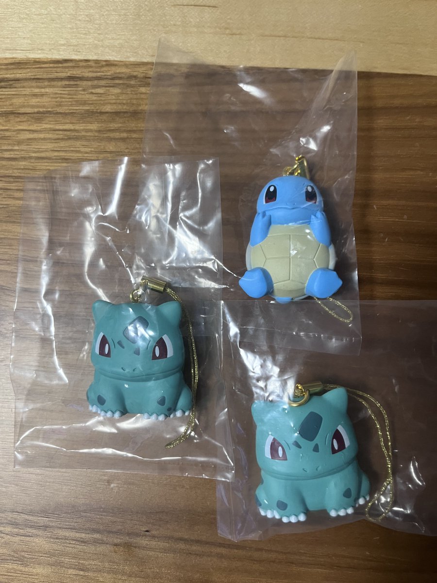 fmk_0517's tweet photo. 【交換】
ポケモン ガチャ　ぺたんこマスコット　カントーSPECIAL

譲：ゼニガメ×1、フシギダネ×2

求：ゲンガー×1、ピカチュウ×1、ヒトカゲ×1、定価＋送料

郵送希望です。

検索よりお気軽にお声がけ下さい！ https://t.co/ADIWAU5L9o
