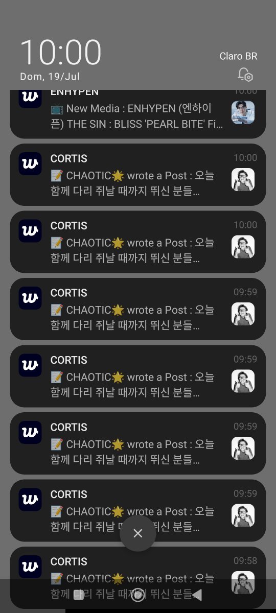 beomnesia's tweet photo. o weverse quebrou? não para de chegar a mesma notificação mds https://t.co/6IlY5gNtw1