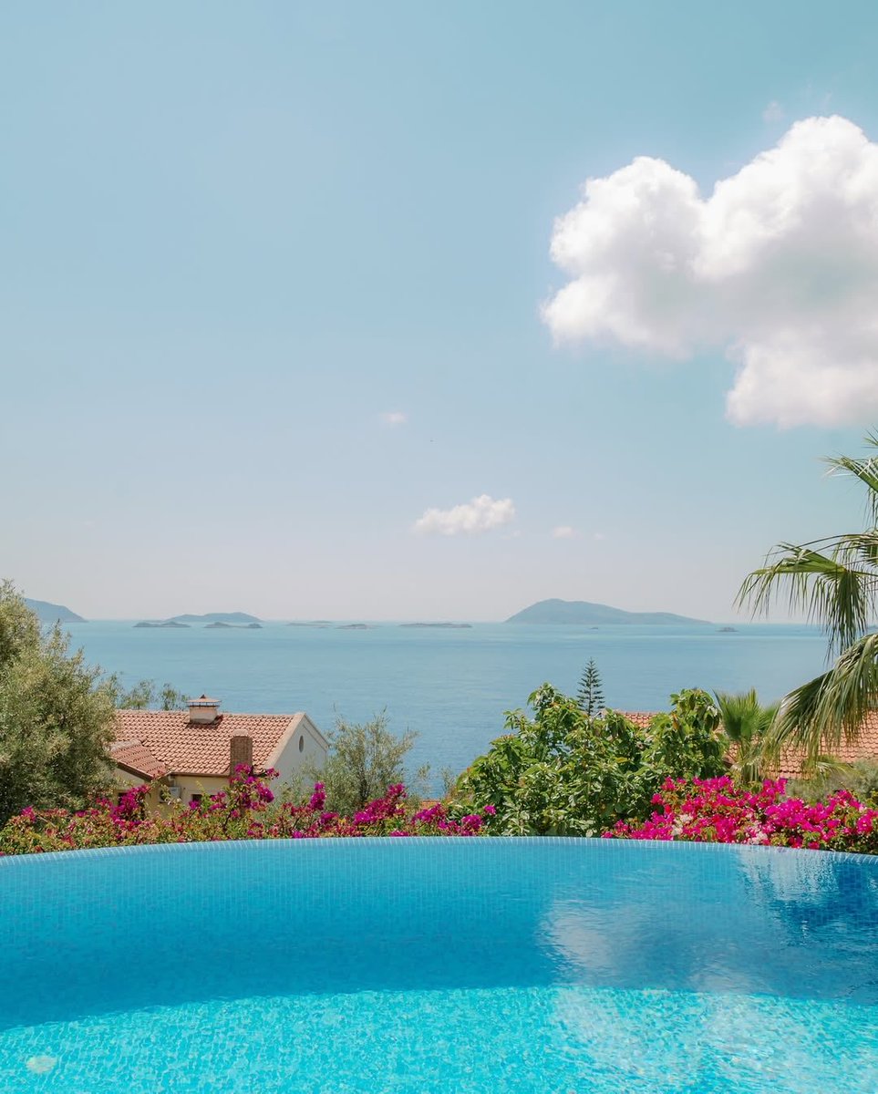boutiquehotels's tweet photo. When we think of Kaş and the Çukurbağ Peninsula, we always imagine that crystal blue sea, the scent of the maquis shrubland, and hosts who truly do their job with passion. Behind Lykia Flora Villas lies the deep… https://t.co/Dbabm1L3lN https://t.co/8pKLXgvj1R