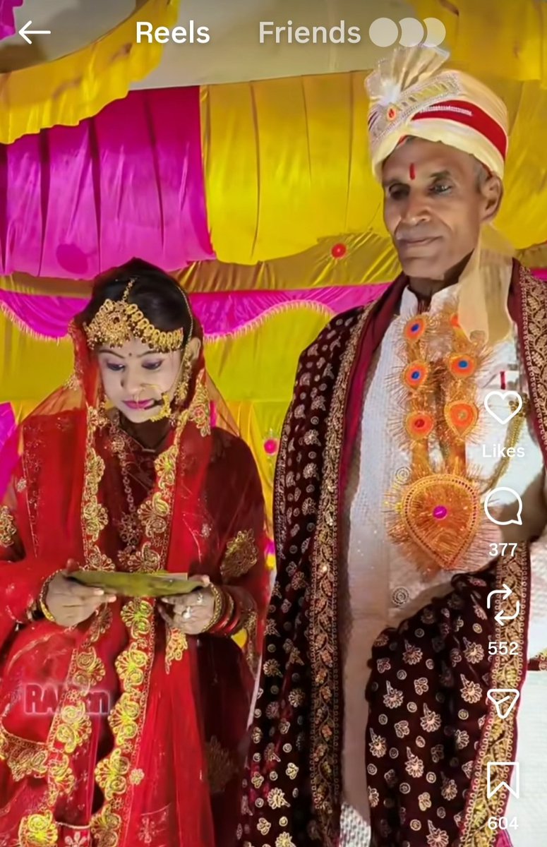 Roshang369's tweet photo. 80% boy's are single 

20% girls are single 

Only 20% off the guys have all the girls.

साला ये दुःख काहे खतम नहीं हो रहा है 😭 https://t.co/a8Gb3cRODP