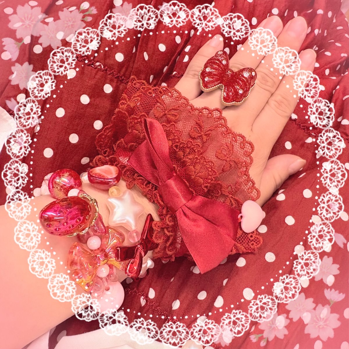 腕も赤白！ お袖留め:Angelic pretty ブレスレット:全て@Utopiakoenji2