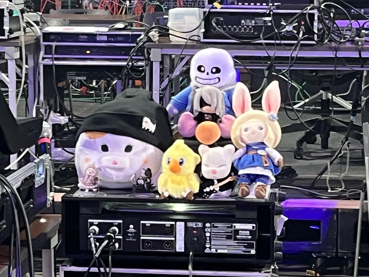 hohohorumon's tweet photo. GMJ最高でしたー！
クロノトリガーで青春時代に戻り、初のニーアの生歌でボロ泣き😭
ダンガンロンパやアンダーテイルもいい曲で聴き入ってしまった。
そしてプライマルズは言わずもがな👍
南條さんのセトリにはびっくりしたけど良かった〜
#GMJ https://t.co/7hKRO6y9O1