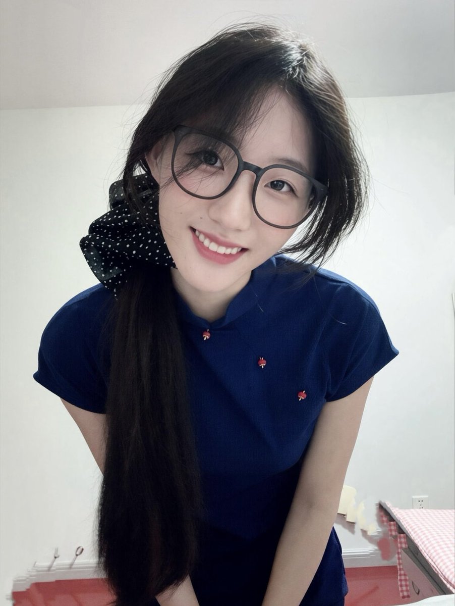 Ryguy151_'s tweet photo. 04年20➕女大还有喜欢的嘛🥰 https://t.co/N1tkYrf3sS