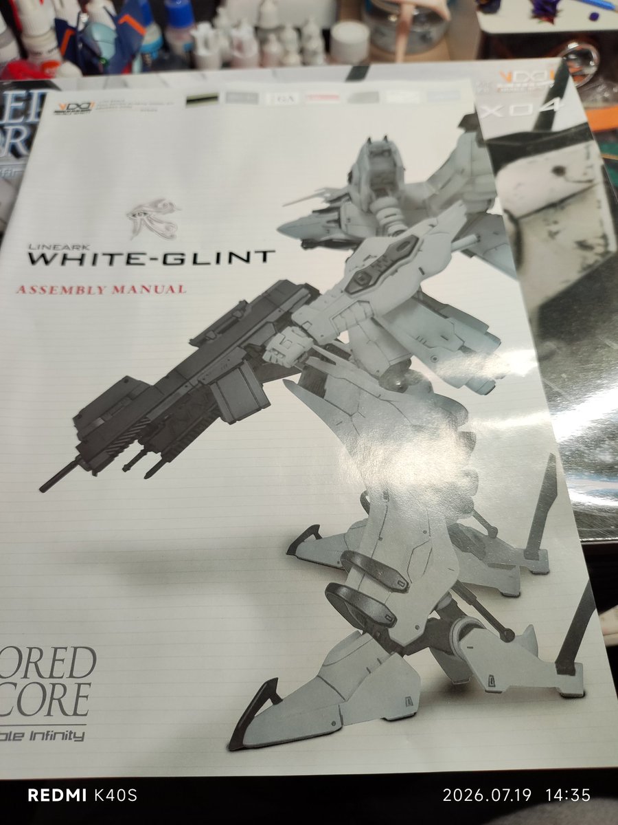 zhenyounideaa's tweet photo. 开始素组下白色闪光，顺带处理无缝，喷漆留到后面吧
＃WHITEGLINT https://t.co/Y3REqXOlws