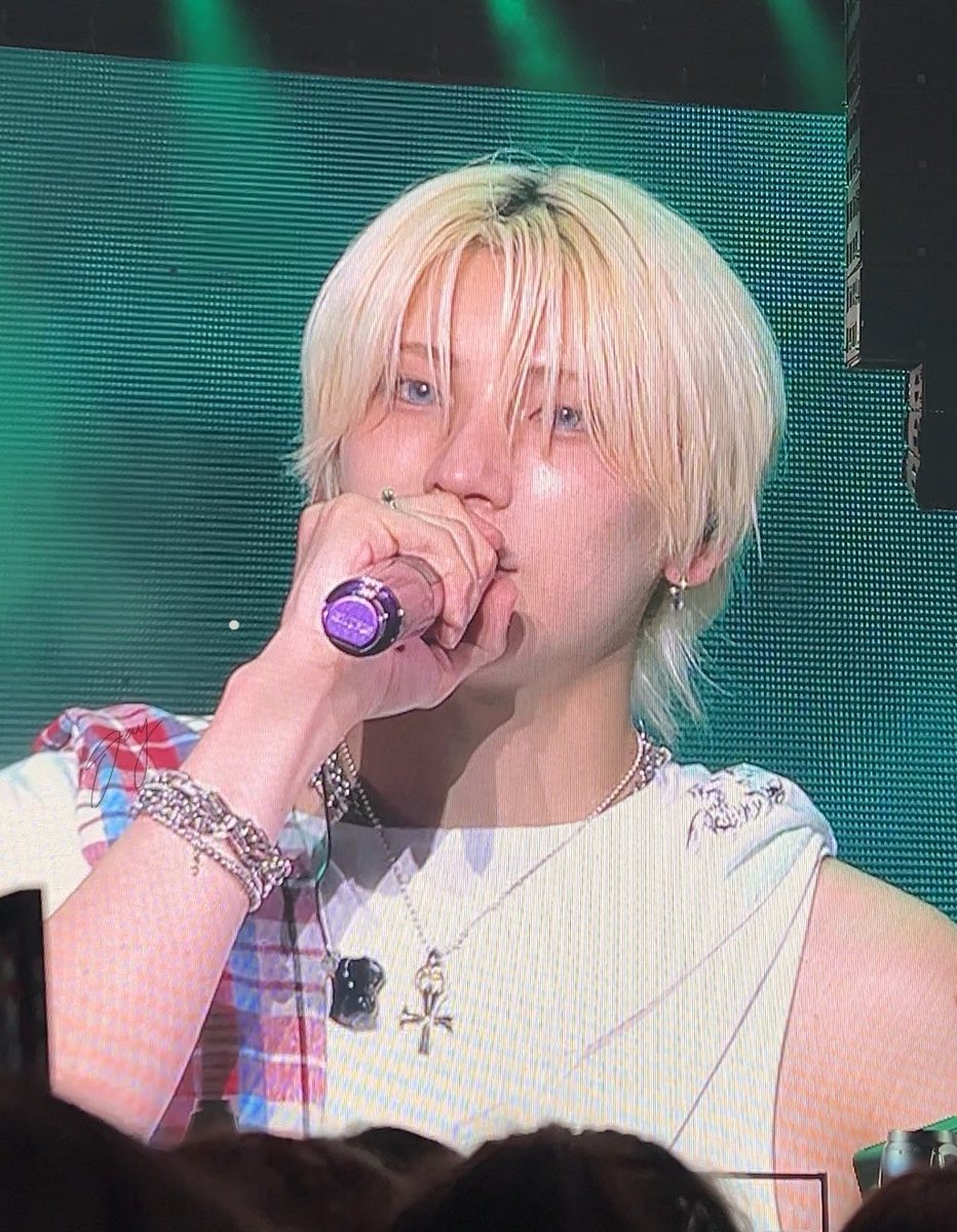 dayfuchan's tweet photo. 260718 💕💕

#FUMA #YUMA #BLAZETHEWAY_BANGKOK https://t.co/2NtONWCf9d
