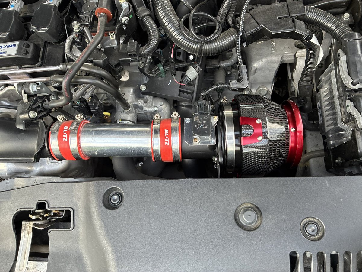 ✨️New Gear✨️ Blitz CARBON POWER AIR CLEANER 導入しました