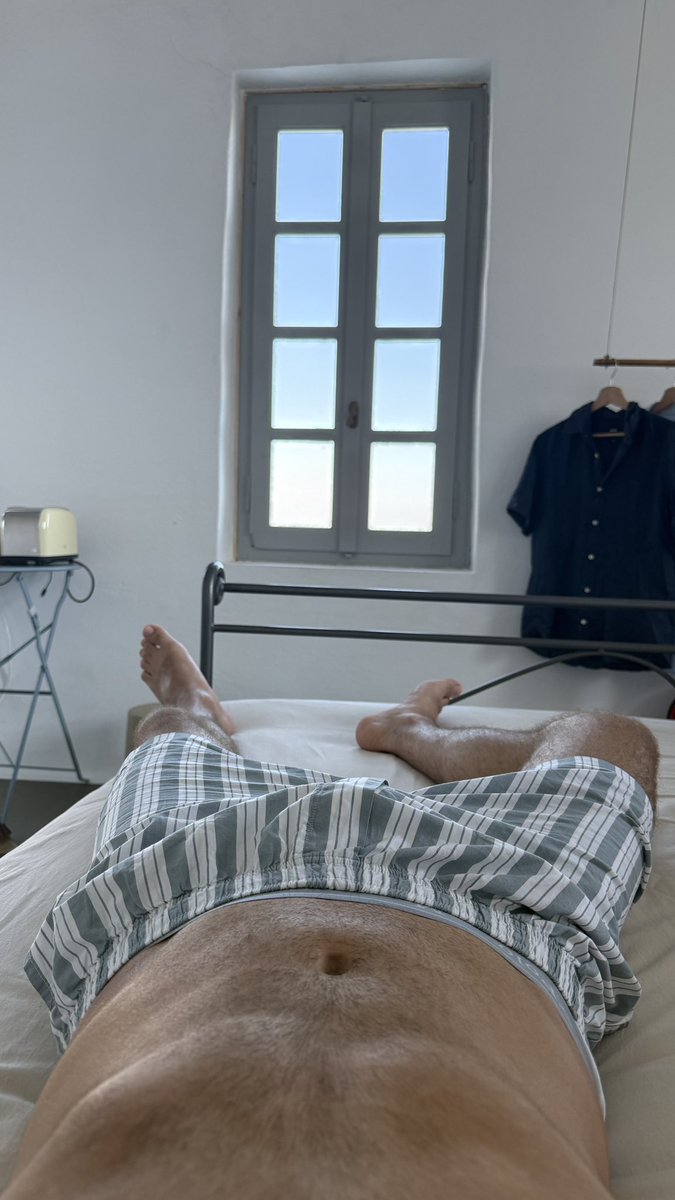 mxmvdmtry's tweet photo. Getting quite hot over here https://t.co/sAU18zASn0 https://t.co/pJiu9DsFcE