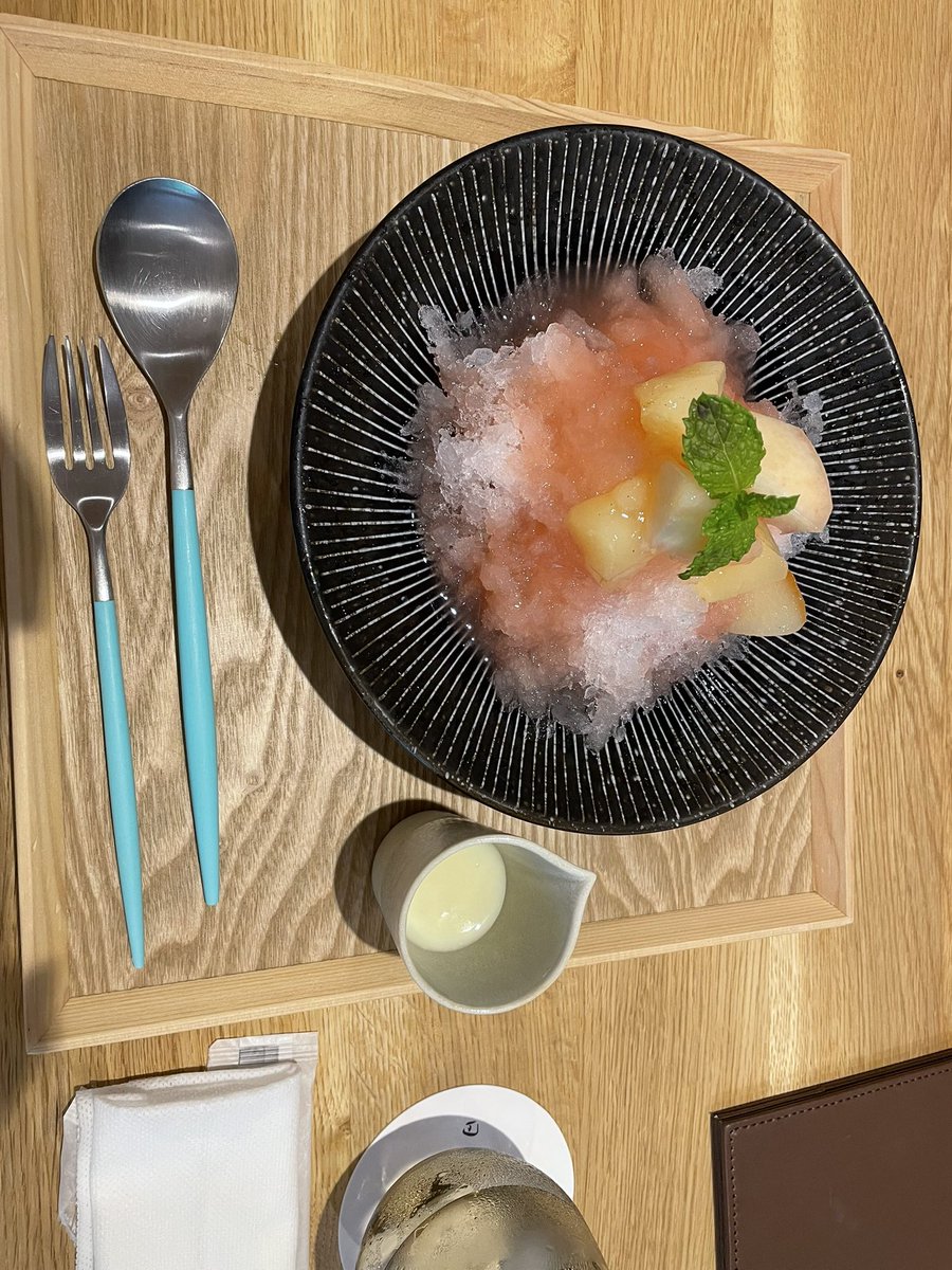 Dosei_San_FF's tweet photo. お出かけでめちゃうまかき氷食べてきた！あとたまたまステラおばさんのクッキー詰め放題やってたからチャレンジしてきた💪 https://t.co/yhbIYOJQ16
