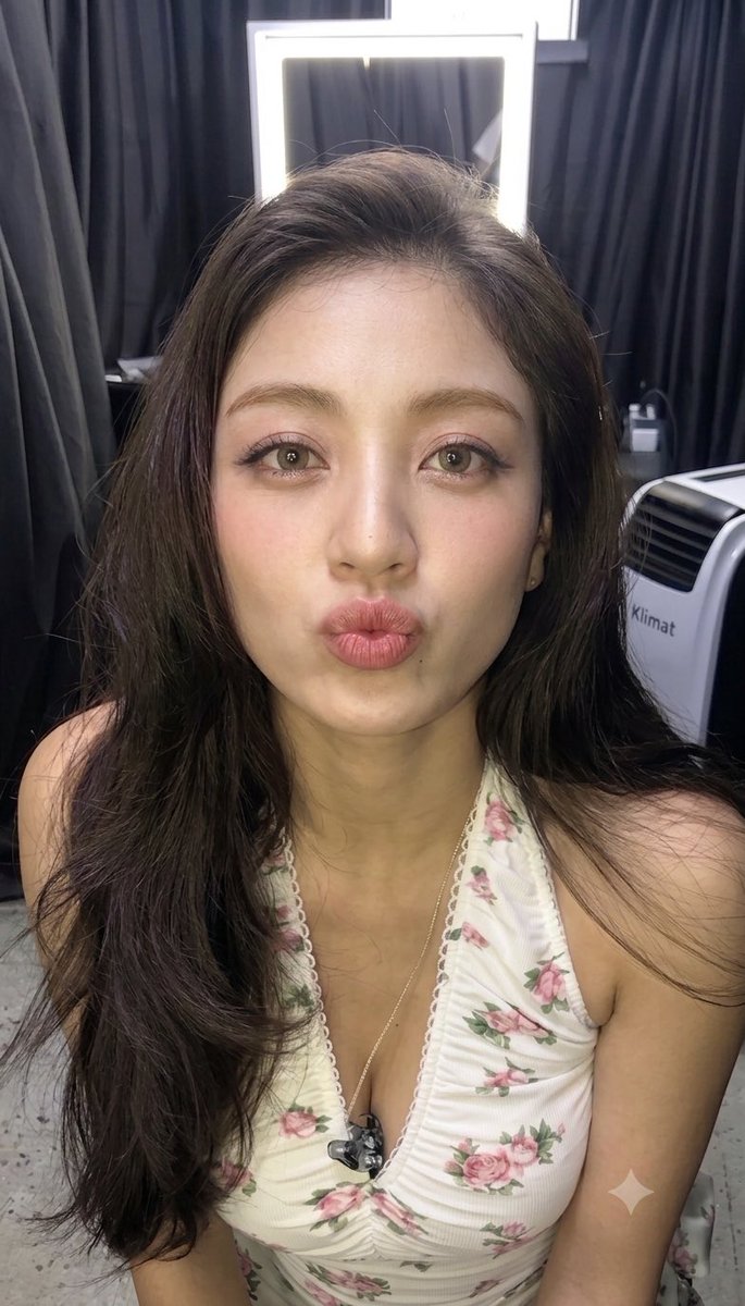 itscutetho's tweet photo. Jihyo Twice https://t.co/cYPHUGEEMf